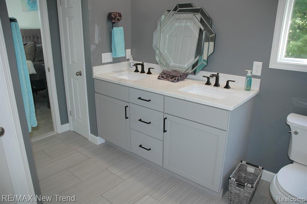 785 Pathway Drive, Howell, MI 48843 — Photo 35