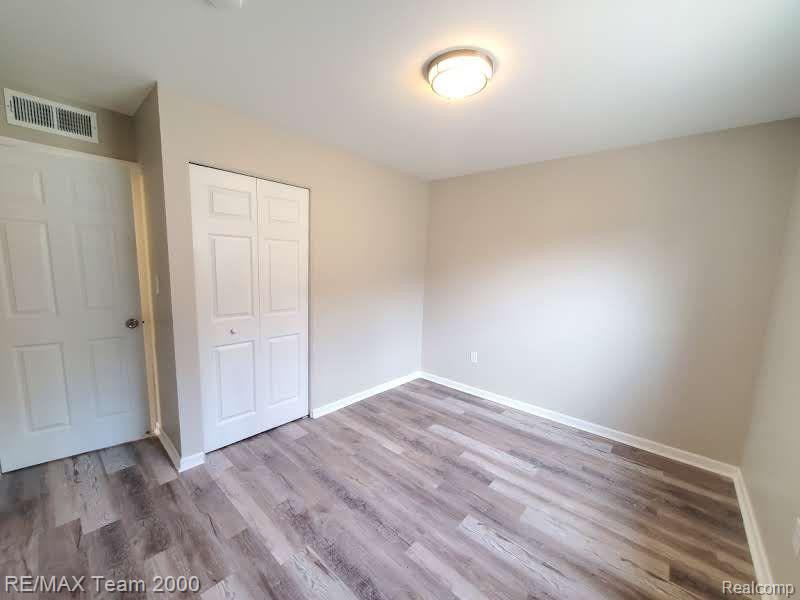 4638 GERTRUDE Street, Dearborn Heights, MI 48125 — Photo 16