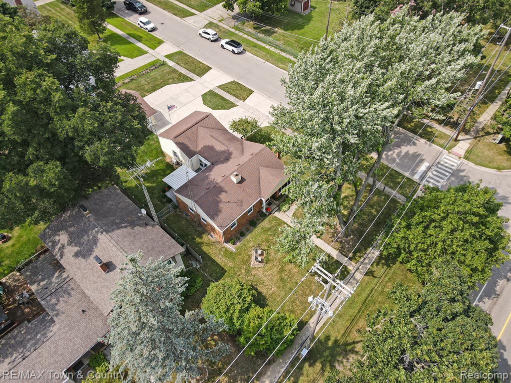 407 N McKinley Road, Flushing, MI 48433 — Photo 28