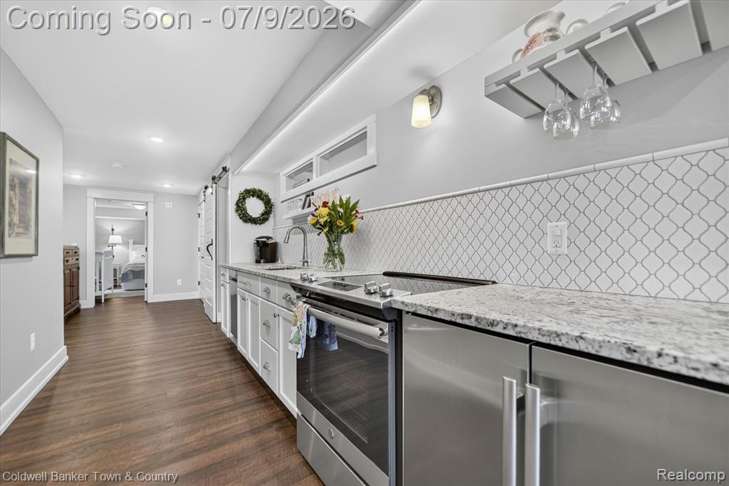 3762 Noble, Brighton, MI 48116 — Photo 39