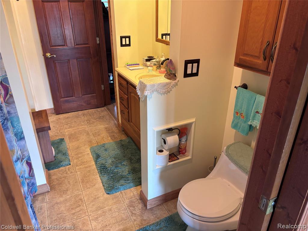 39883 Duluth Street, Harrison Township, MI — Photo 34