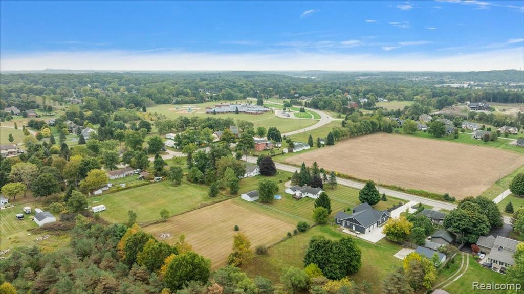 8918 Davisburg Road, Clarkston, MI 48348 — Photo 48