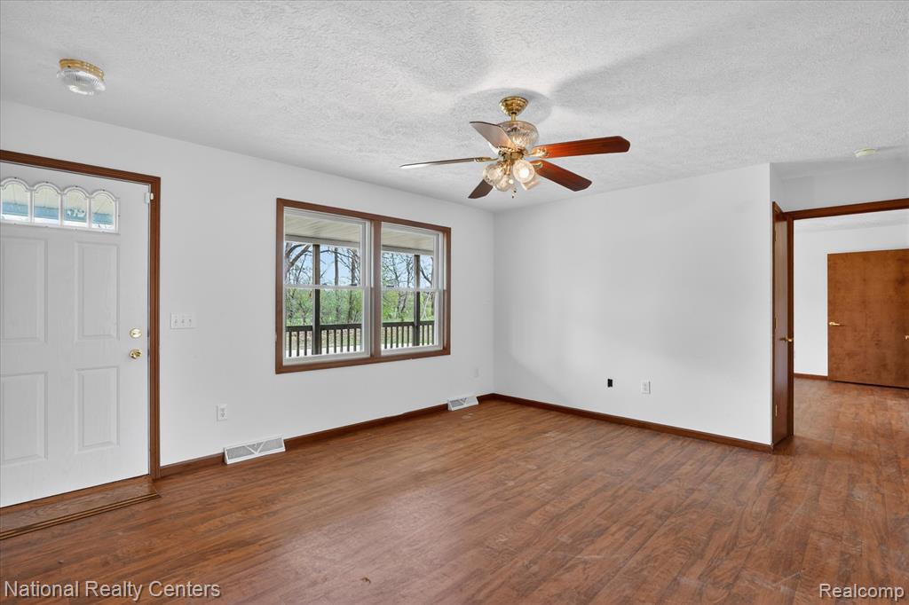 11277 Phal Road S, Grass Lake, MI 49240 — Photo 4