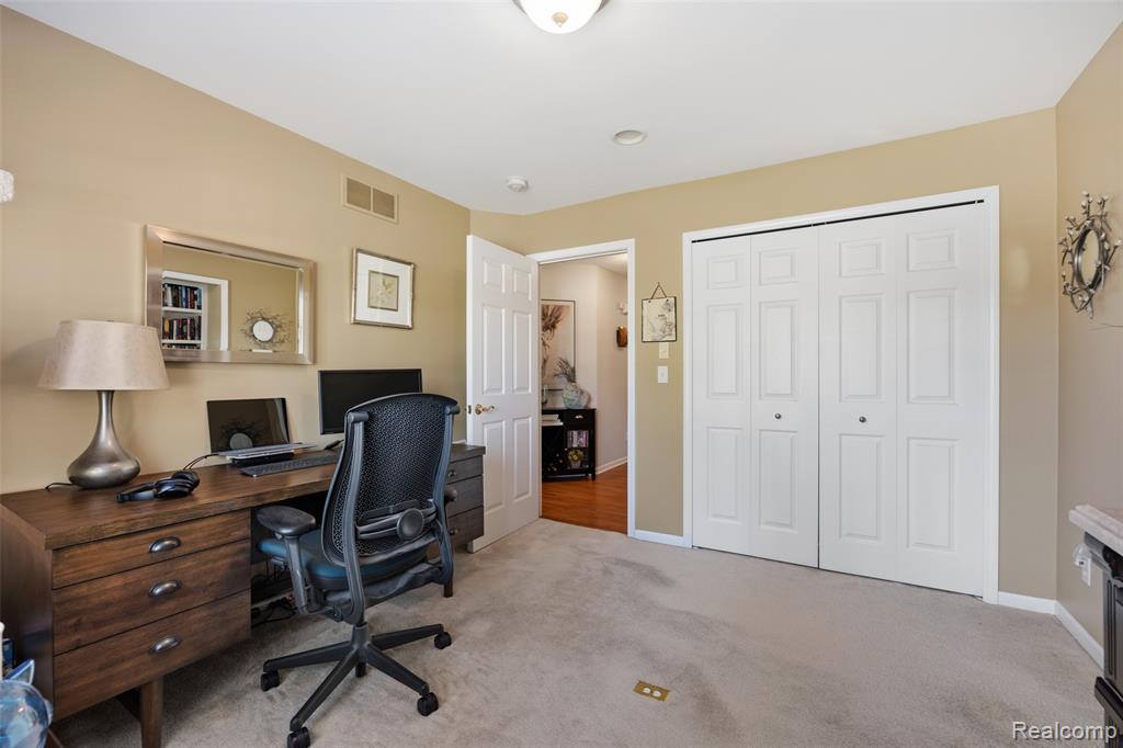 47041 Hidden River Circle N, Canton, MI 48188 — Photo 26