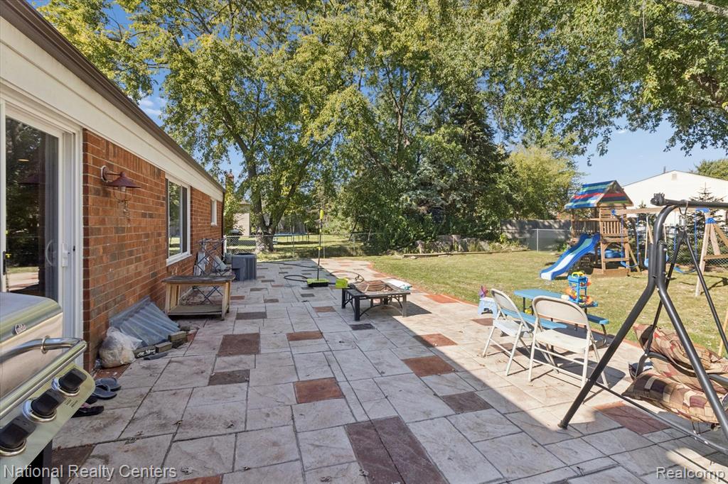 44768 Hanford Road, Canton, MI 48187 — Photo 28