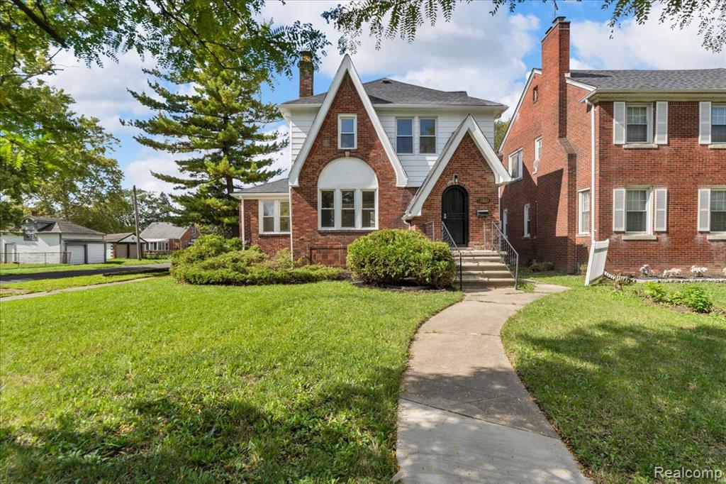 15203 Mettetal Street, Detroit, MI 48227