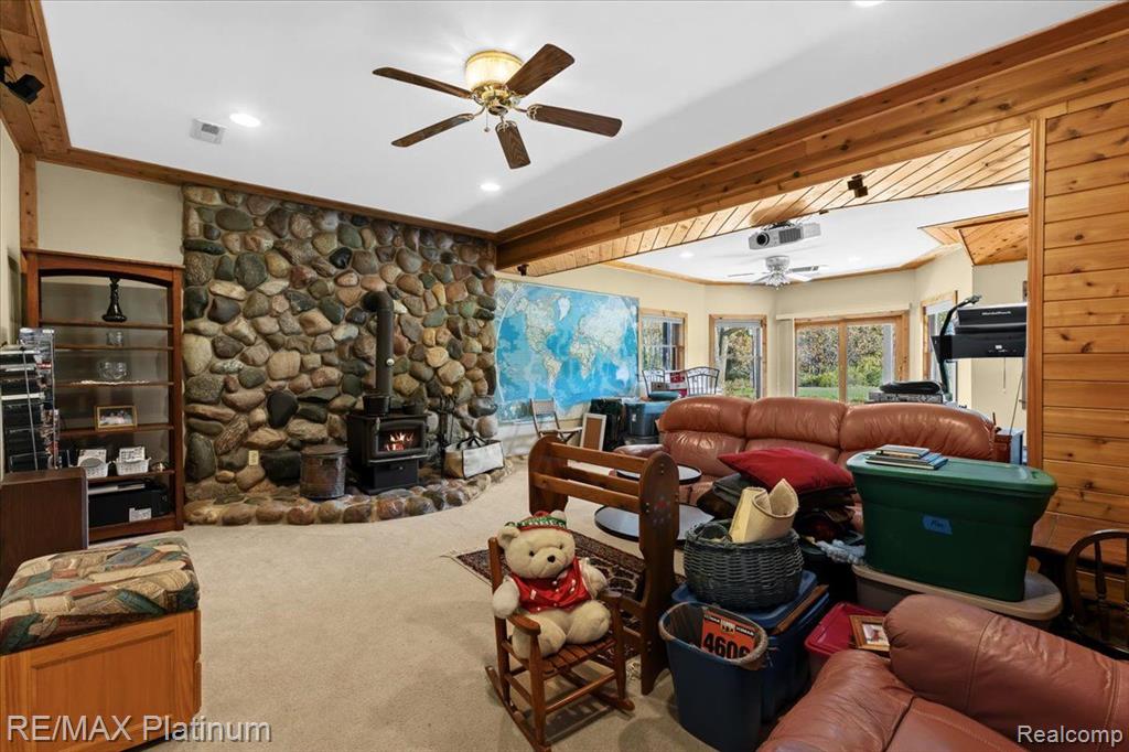 1215 S Bull Run Road, Fowlerville, MI 48836 — Photo 35