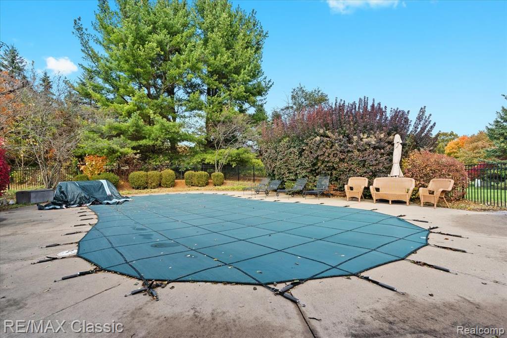 2345 E Commerce Road, Milford, MI 48381 — Photo 52