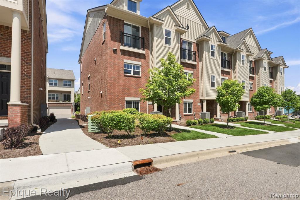 25549 Grandview Lane, 31, Novi, MI