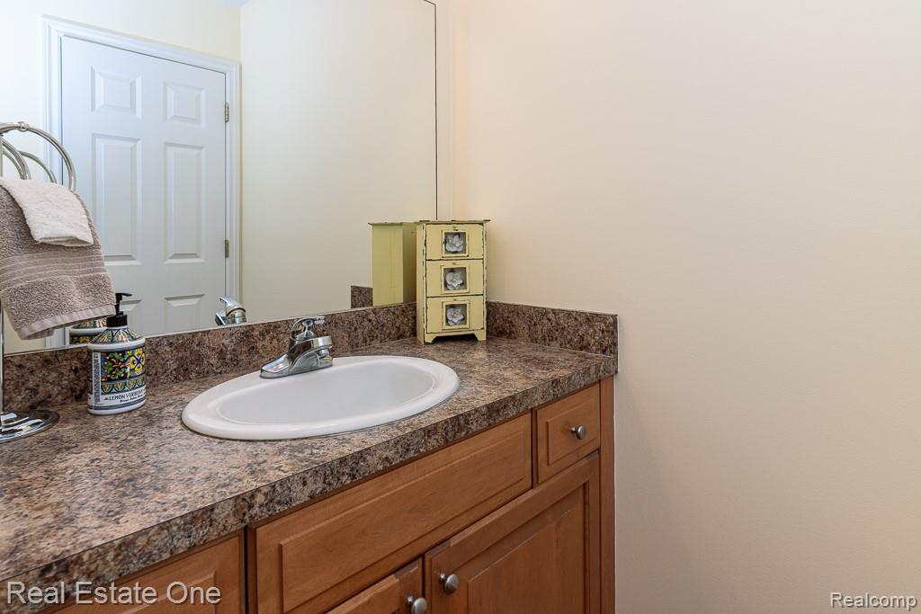 4833 Harding Avenue, Clarkston, MI — Photo 13