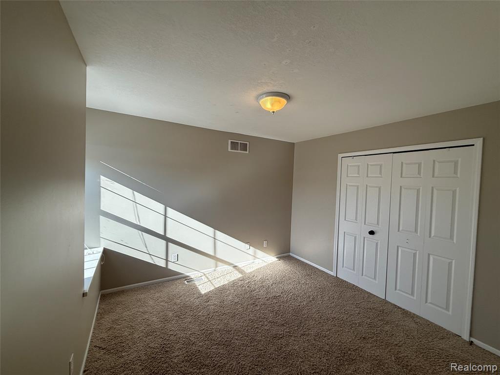 7172 Kings Way, Flushing, MI 48433 — Photo 22