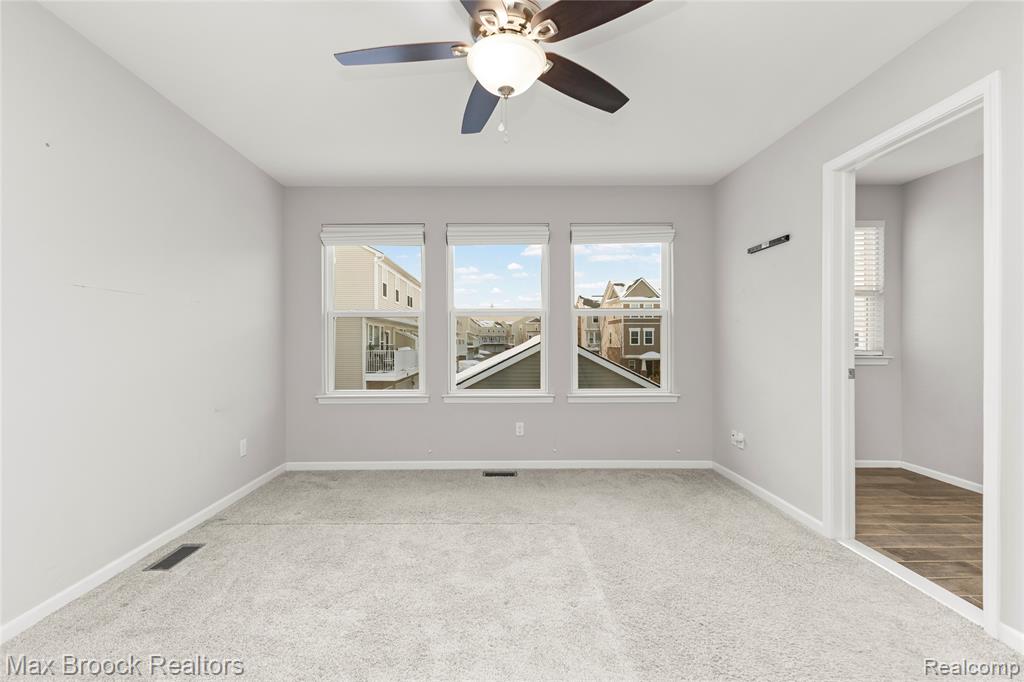 4211 Kent Road, Royal Oak, MI 48073 — Photo 35