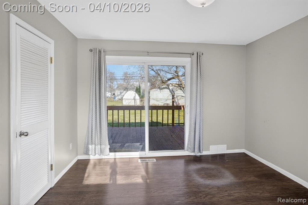 27352 Townley Street, Madison Heights, MI 48071 — Photo 30