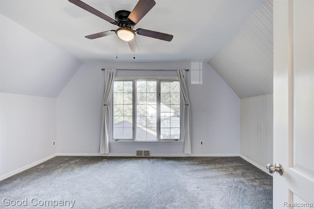 934 Lockwood Road, Royal Oak, MI 48067 — Photo 42