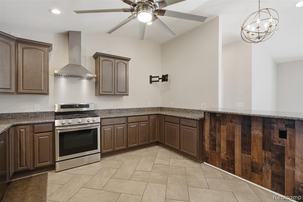 3756 Chevron Drive, Highland, MI 48356 — Photo 8