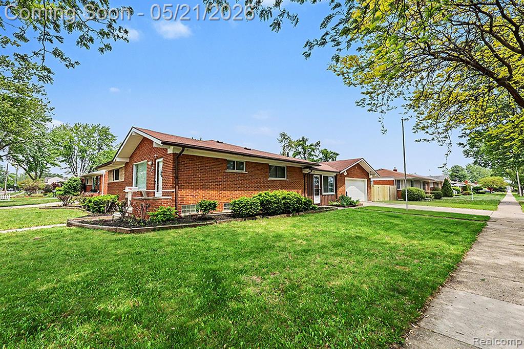 28326 Alden Street, Madison Heights, MI 48071 — Photo 22