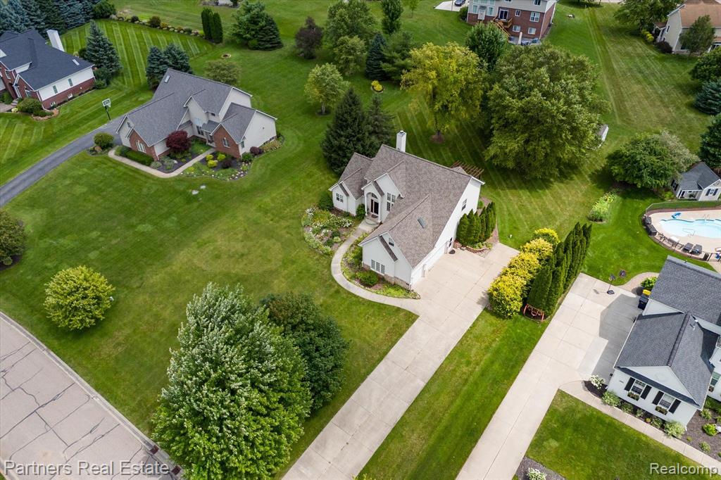 822 SADDLE CLUB Lane, Howell, MI 48843 — Photo 48