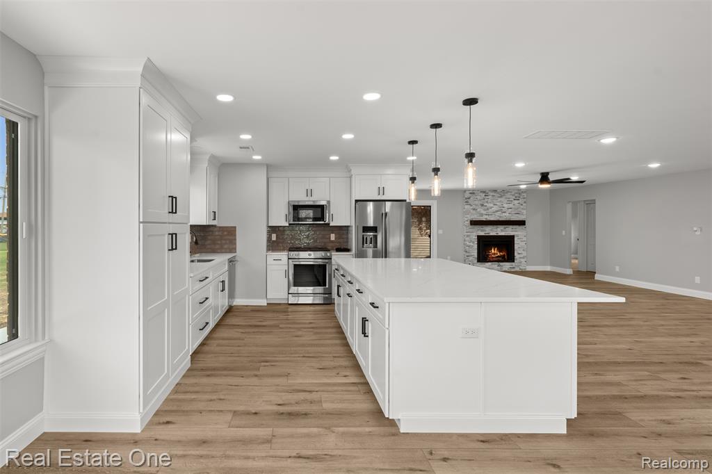 47900 Jefferson Avenue, Chesterfield, MI 48047 — Photo 14