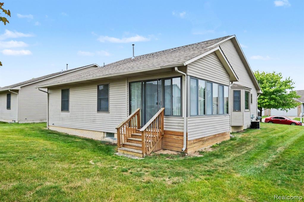 4284 Chapel Lane, Swartz Creek, MI 48473 — Photo 23
