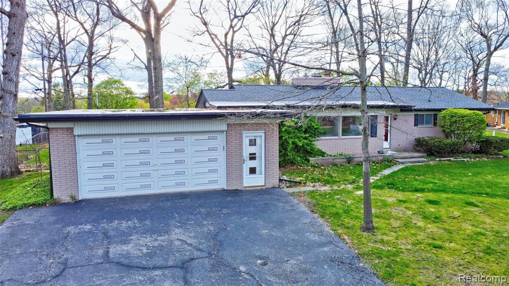 6025 Princess Lane, Clarkston, MI — Photo 44