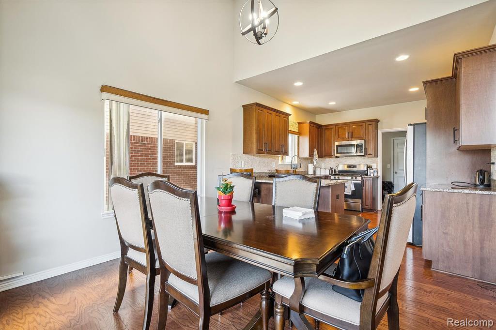 5121 HAWKSEYE Trace, Warren, MI 48092 — Photo 15