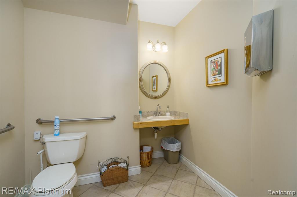 206 E Liberty Street, Milford, MI 48381 — Photo 22