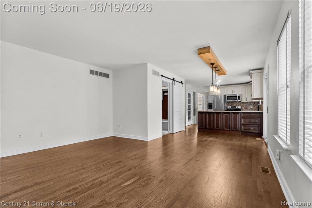 4630 Commerce Woods Drive, Commerce Twp, MI 48382 — Photo 7