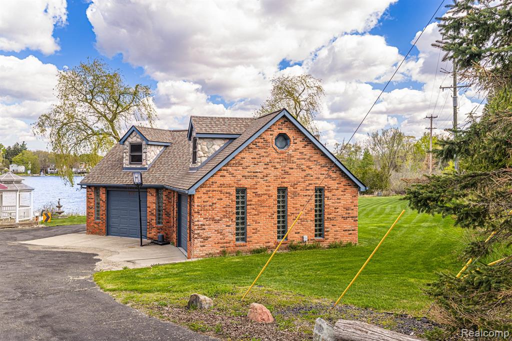 2480 S Baldwin Road, Lake Orion, MI — Photo 7