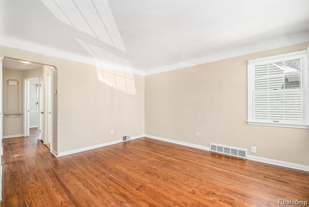 633 N Dorchester Road, Royal Oak, MI 48067 — Photo 4
