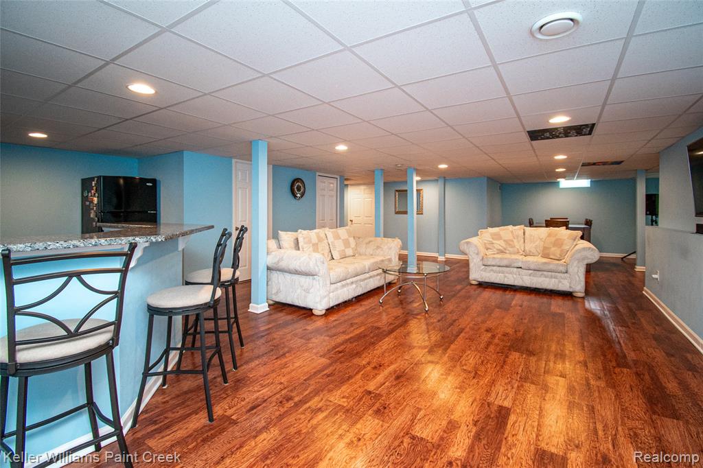 16550 Mulberry Way, Northville, MI 48168 — Photo 32