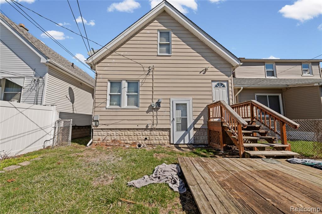 705 Cleophus Parkway, Lincoln Park, MI 48146 — Photo 4
