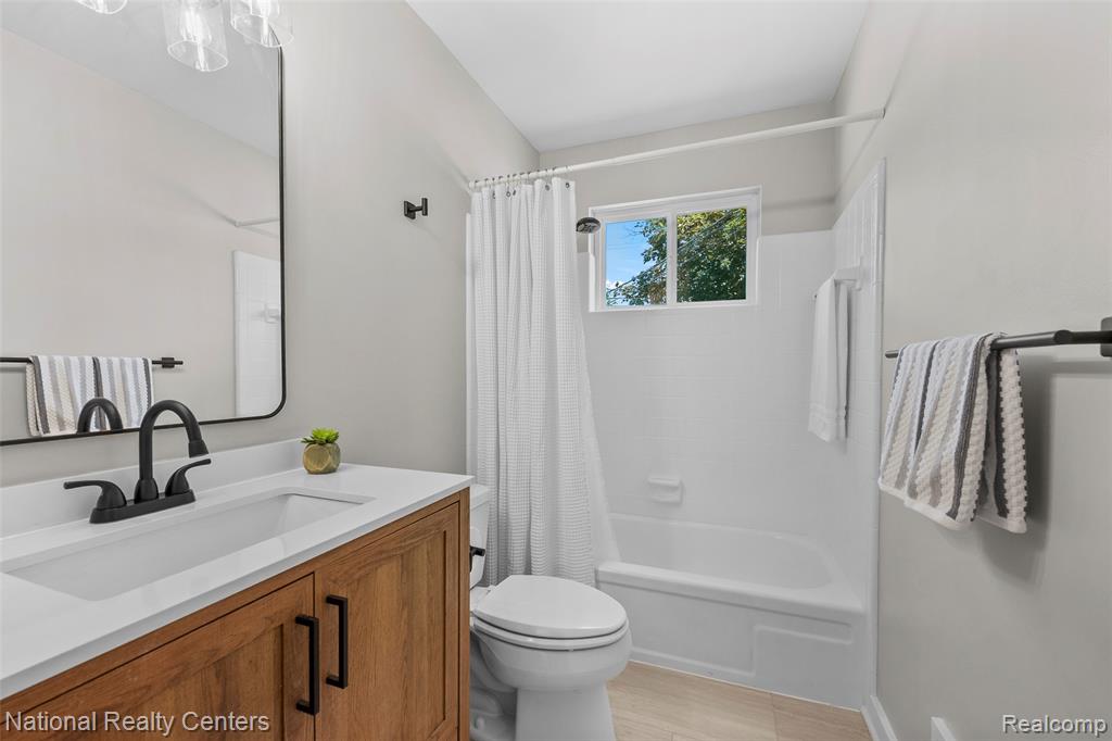 27736 Osmun Street, Madison Heights, MI 48071 — Photo 10