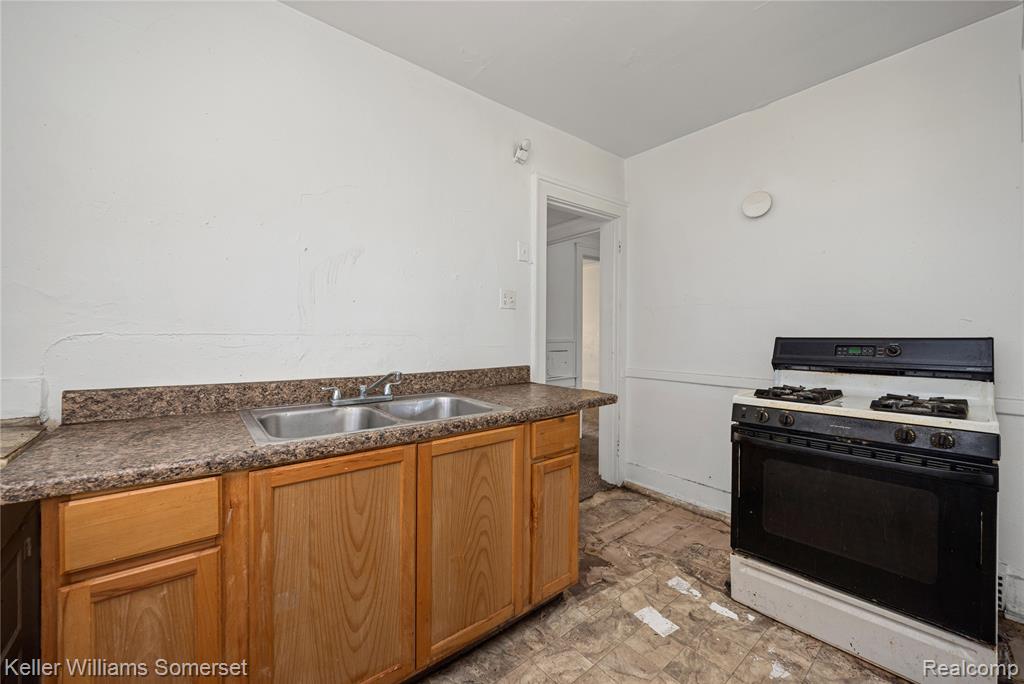 9225 Birwood Street, Detroit, MI 48204 — Photo 30