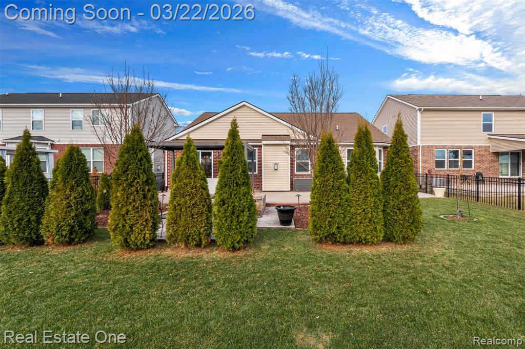 41186 Dortmund Drive, Clinton Twp, MI 48038 — Photo 34