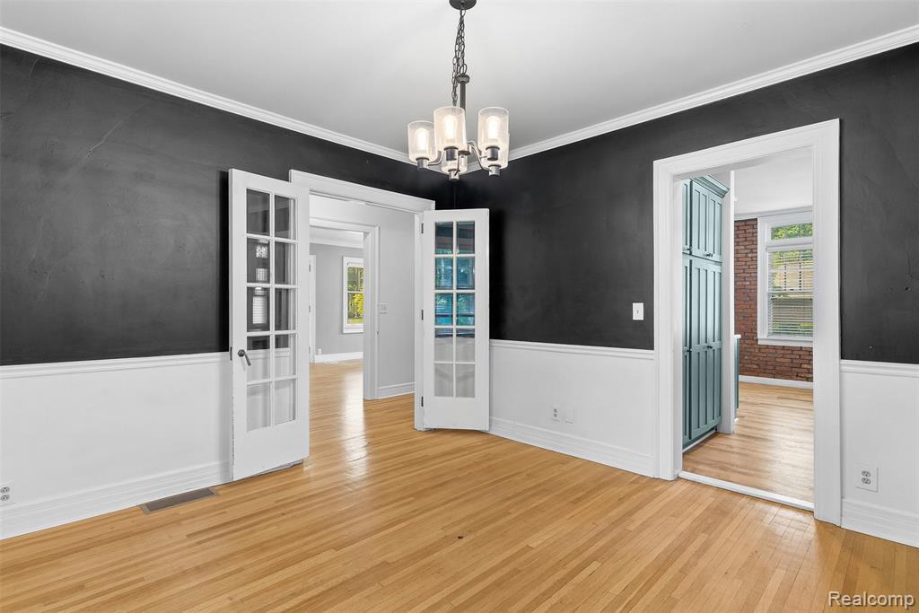 806 W Oliver Street, Owosso, MI 48867 — Photo 20