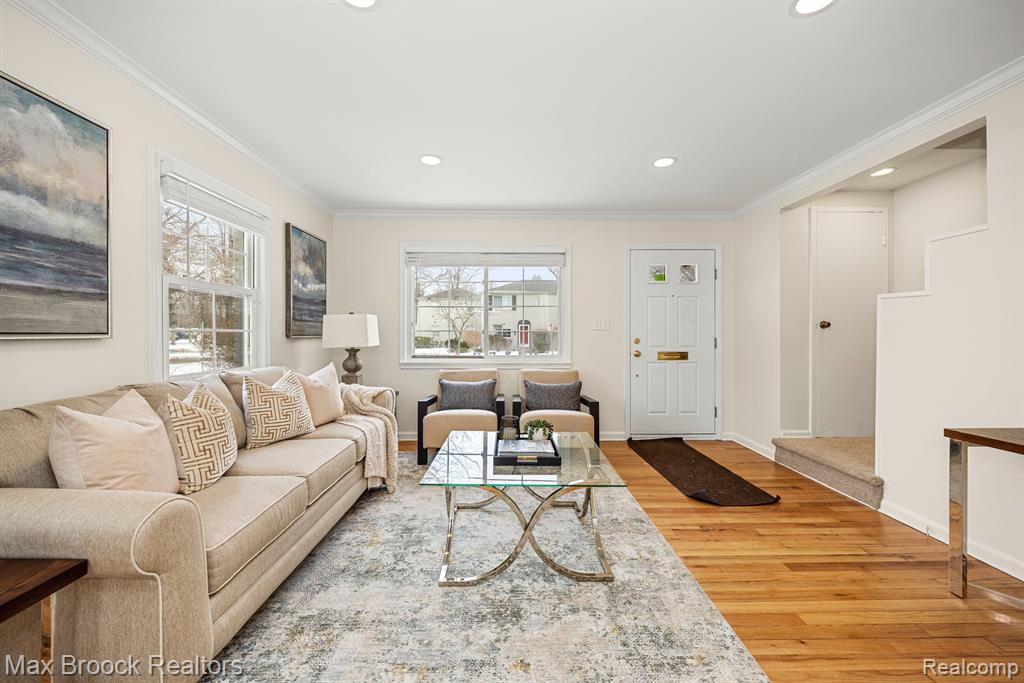 695 GRAEFIELD, Birmingham, MI 48009 — Photo 5