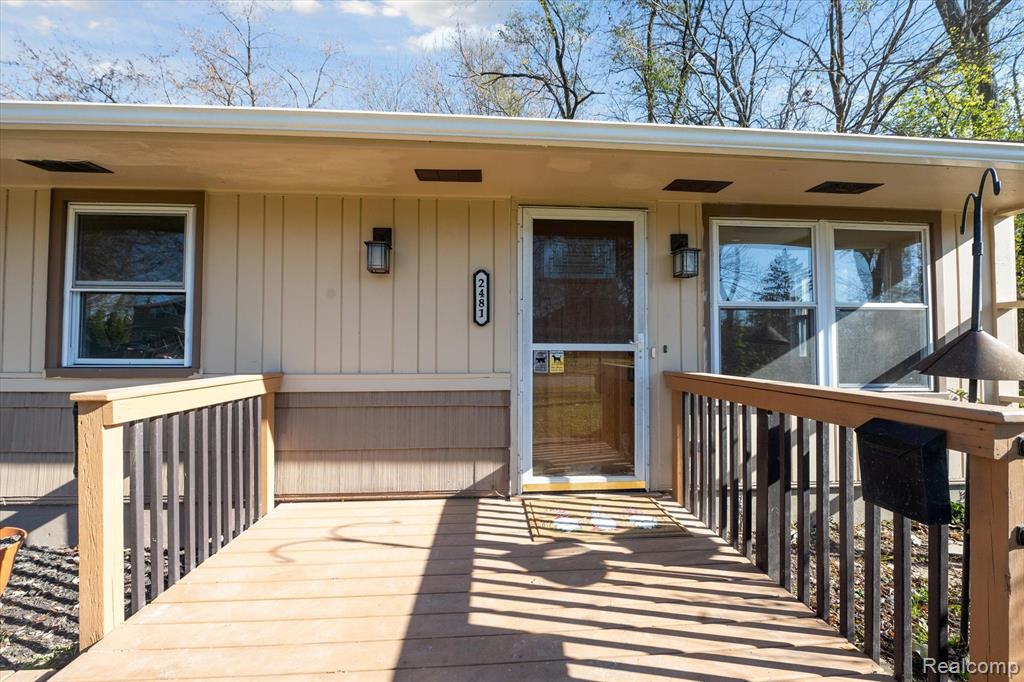 2481 PINECREST Avenue, Ann Arbor, MI 48104 — Photo 2