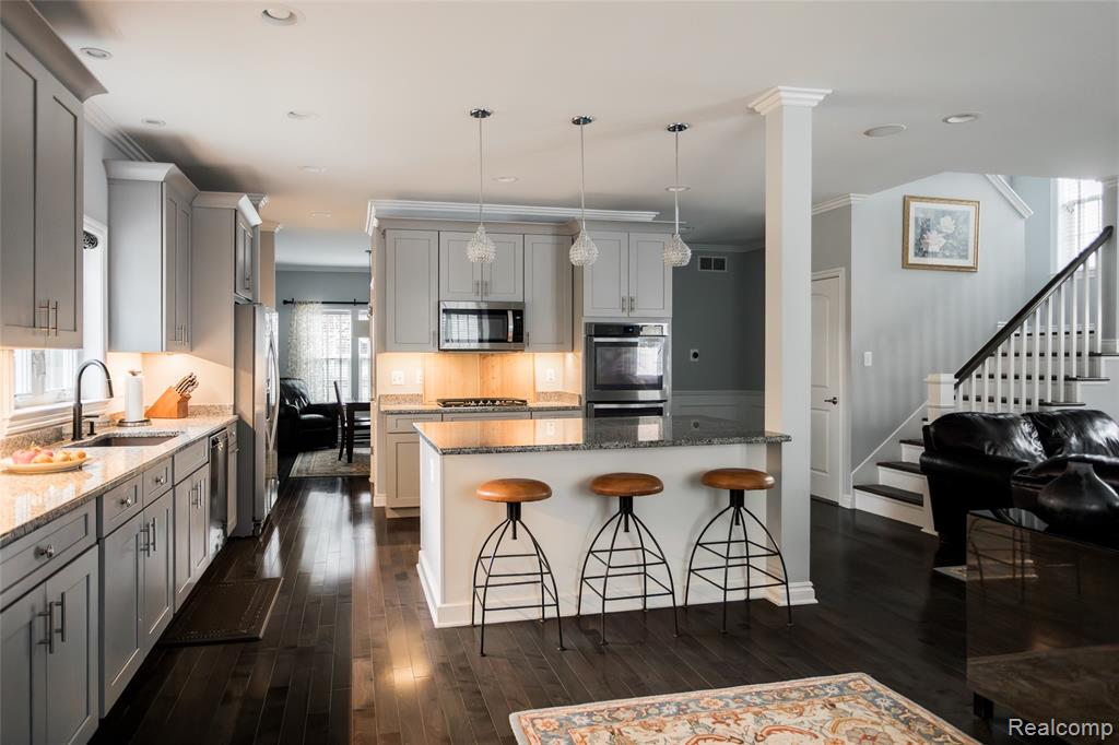 302 S Blair Avenue - Photo 4