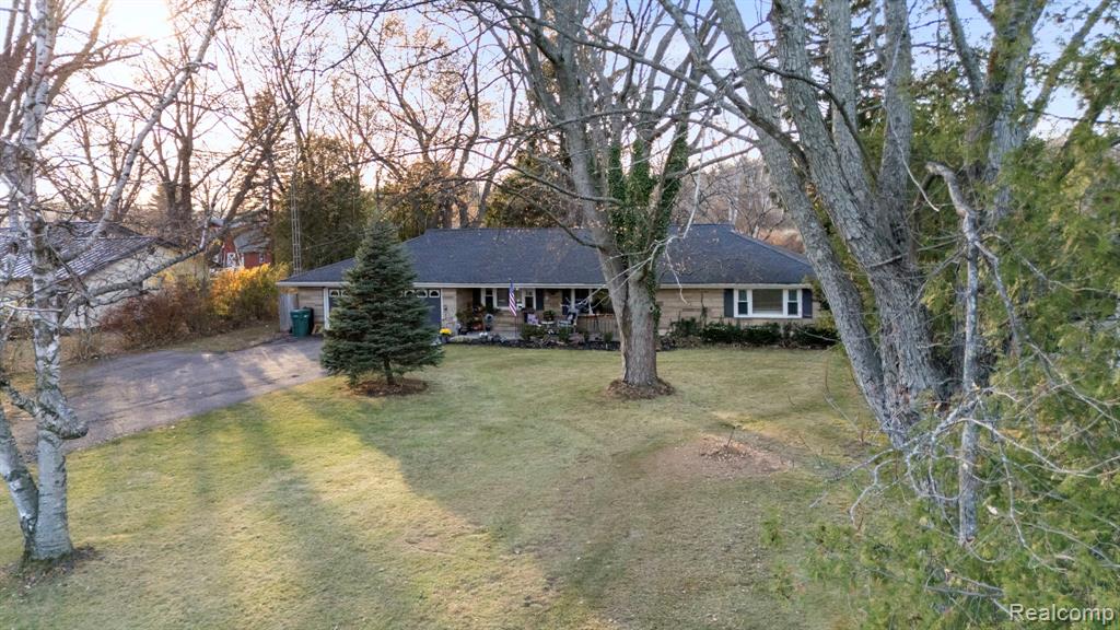 6736 Lakeshore Road, Lexington, MI 48450 — Photo 39