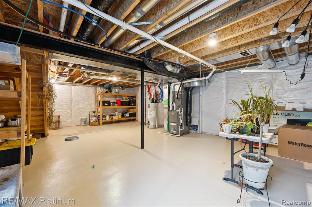 8682 Magnolia Way, Dexter, MI 48130 — Photo 40