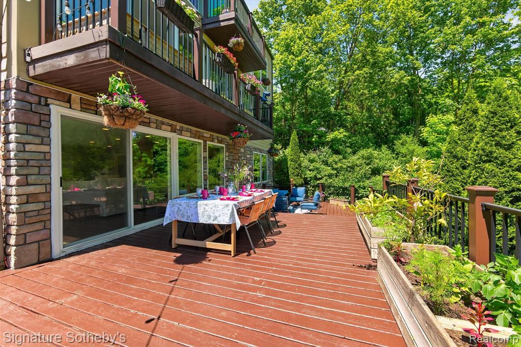 30650 Lahser Road, Beverly Hills, MI 48025 — Photo 75