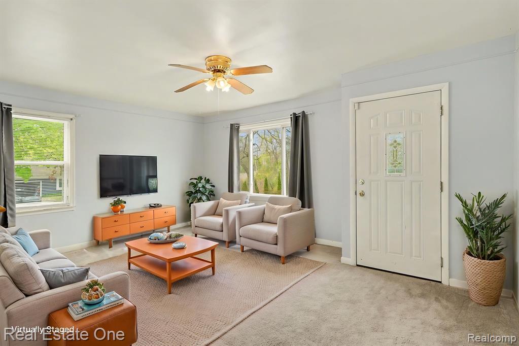 206 Steadfield Street, Commerce Twp, MI 48382 — Photo 4