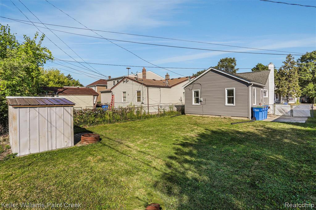 8736 Studebaker Avenue, Warren, MI 48089 — Photo 17