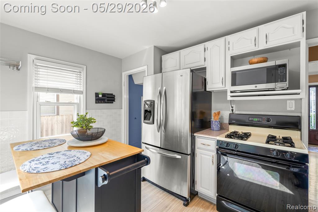 1019 Hoffman Avenue, Royal Oak, MI 48067 — Photo 12