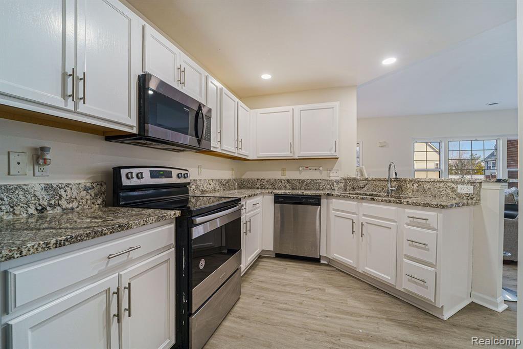 3042 CLOVERLY Lane, Ann Arbor, MI 48108 — Photo 13