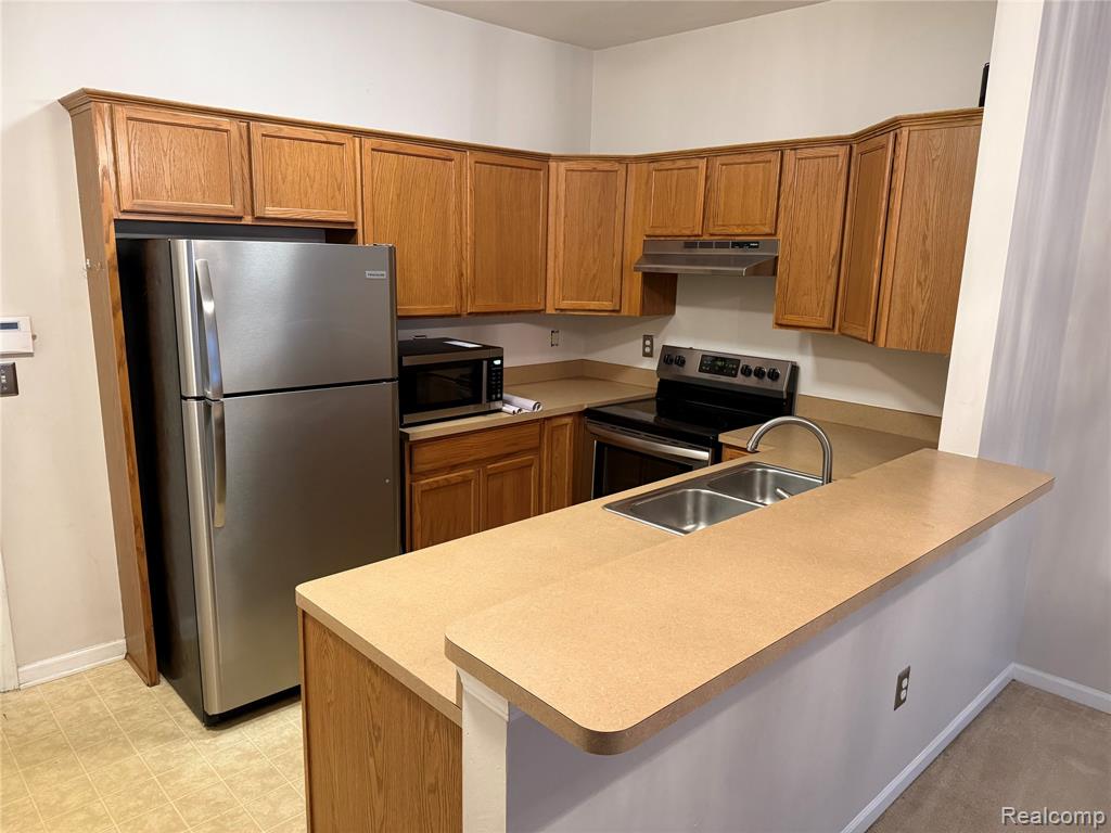 41290 Maplewood Drive, Canton, MI 48187 — Photo 5