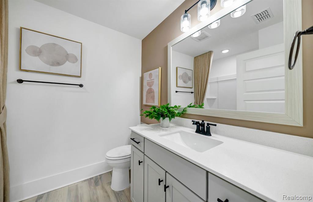 5330 Paisley Circle, Milford, MI 48381 — Photo 14