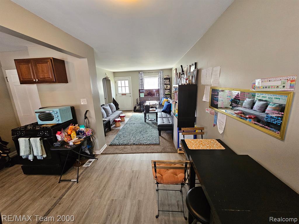 4600 FIRESTONE Street, 12, Dearborn, MI 48126 — Photo 5