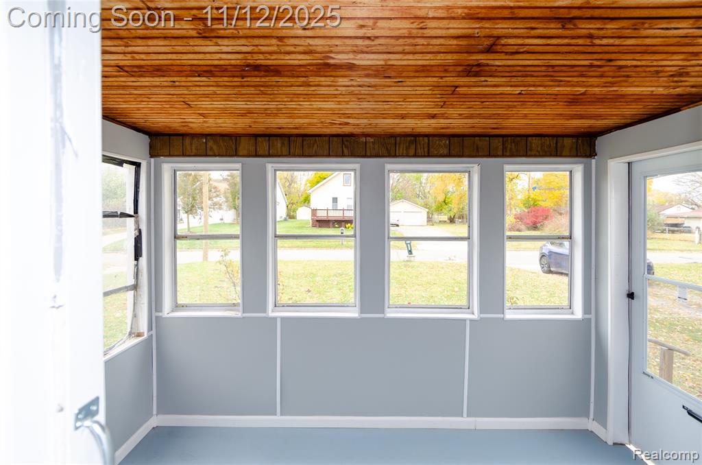 577 Peacock Avenue, Pontiac, MI 48340 — Photo 20