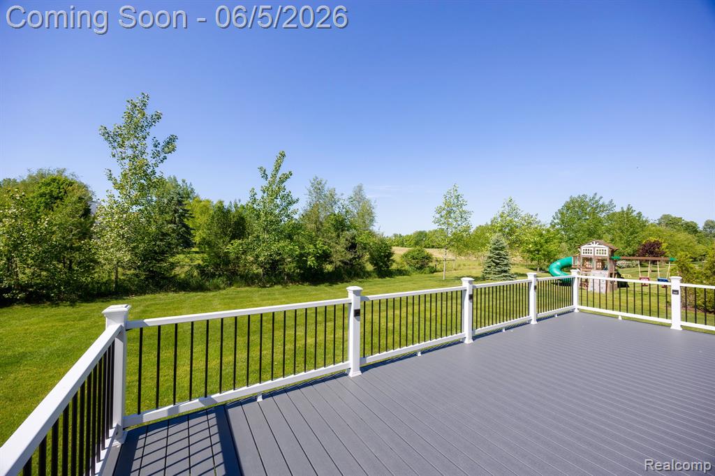 57558 Stoneleigh Drive, South Lyon, MI 48178 — Photo 12